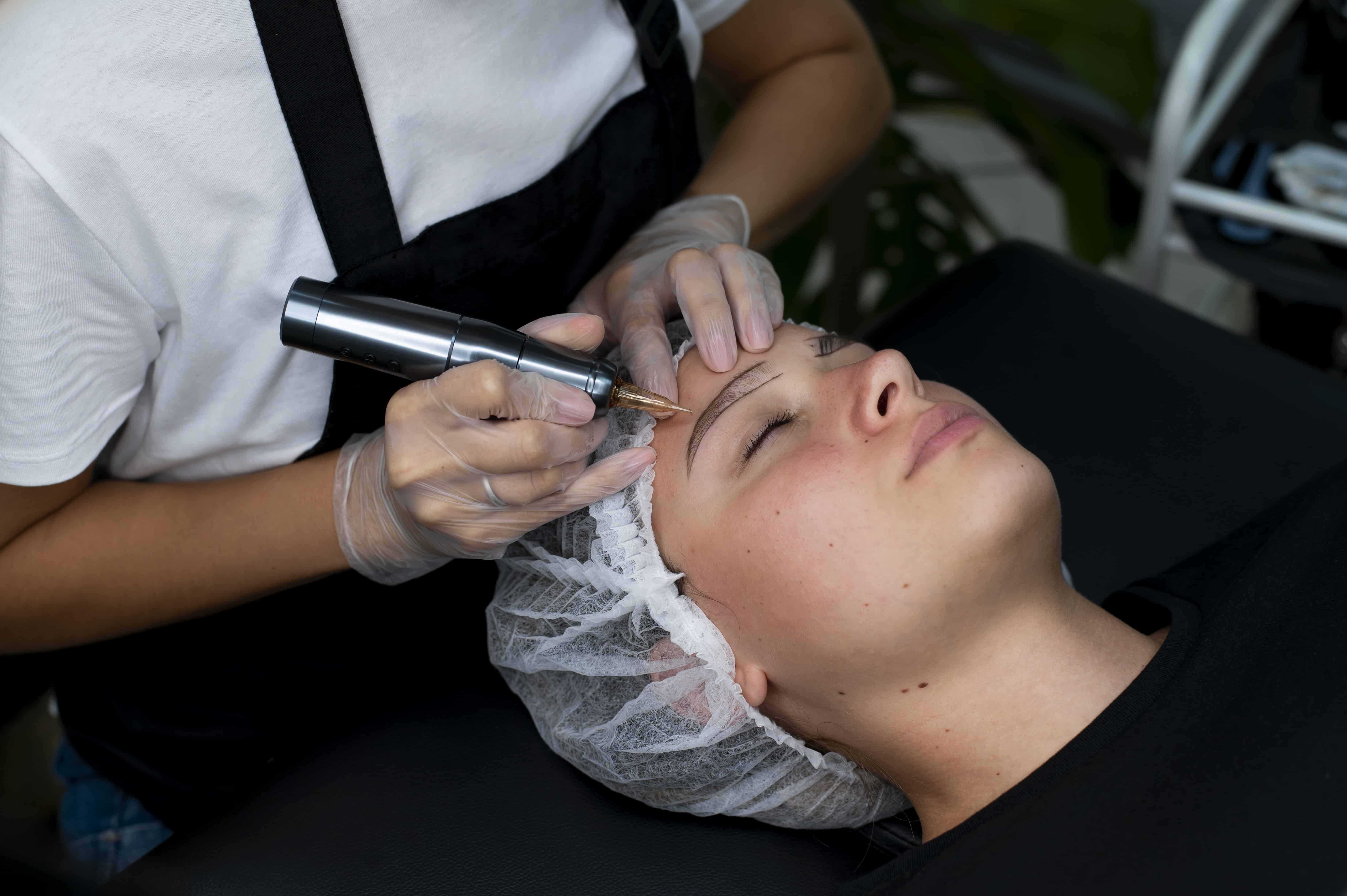  Microblading for Eyebrows and Lip Embroidery